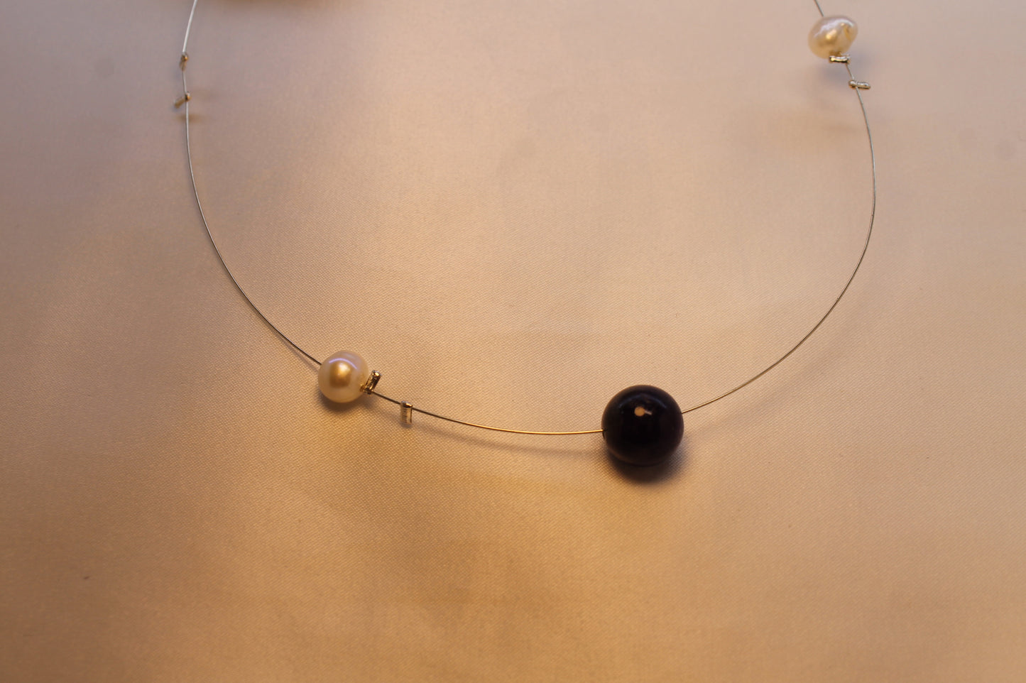 Μενταγιόν Χειροποίητο από ασήμι, με ορυκτή πέτρα Αμέθυστος καιφυσικοό μαργαριτάρι γλυκού νερού, Μοντέρνο σχέδιο (ME0243)