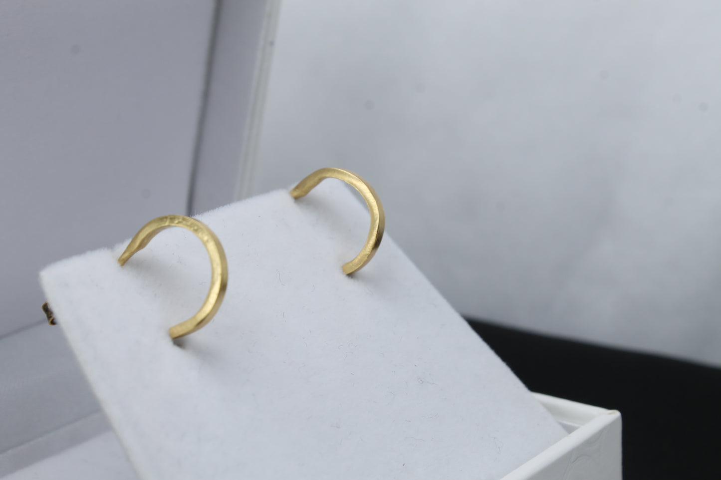 Σκουλαρίκι Χειροποίητο σε Γεωμετρικό Σχήμα από ασήμι, επιχρυσωμένο 18k (SK0351)